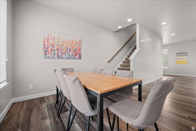 2504 N KNIGHTS LN, Layton, UT 84041