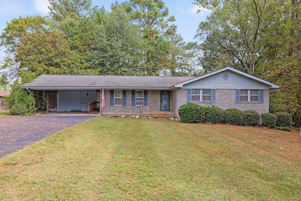 301 Harper Valley Drive, Tunnel Hill, GA 30755