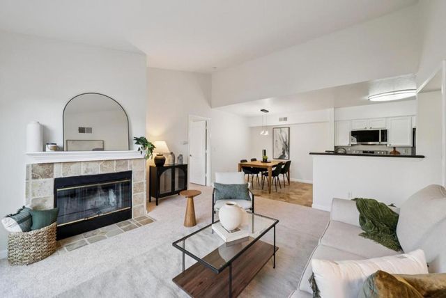 115 Reflections Drive 22, San Ramon, CA 94583