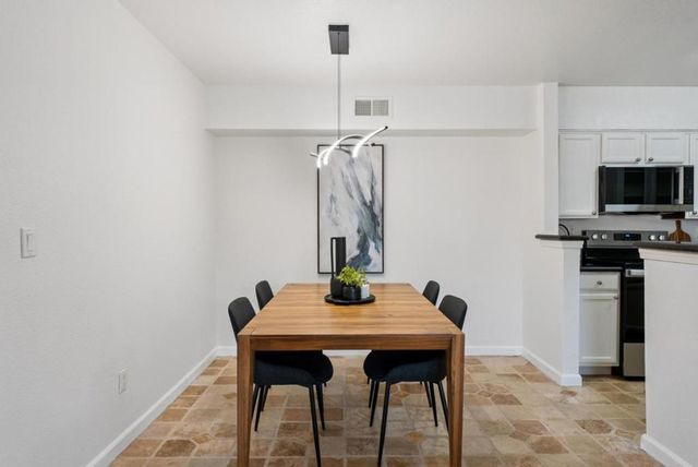 115 Reflections Drive 22, San Ramon, CA 94583