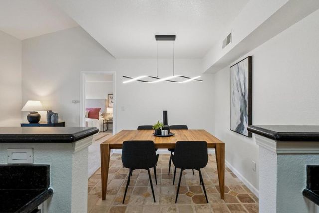 115 Reflections Drive 22, San Ramon, CA 94583