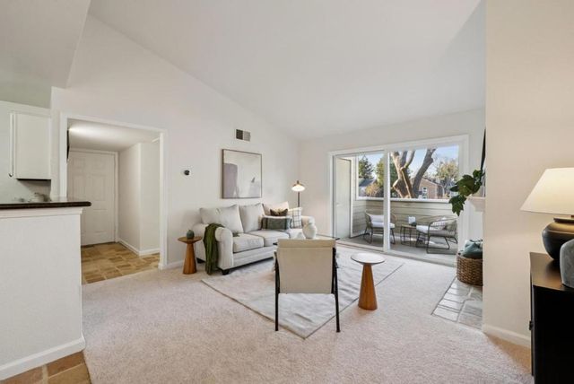 115 Reflections Drive 22, San Ramon, CA 94583