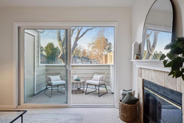 115 Reflections Drive 22, San Ramon, CA 94583