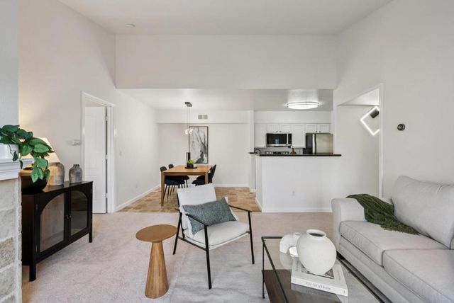 115 Reflections Drive 22, San Ramon, CA 94583