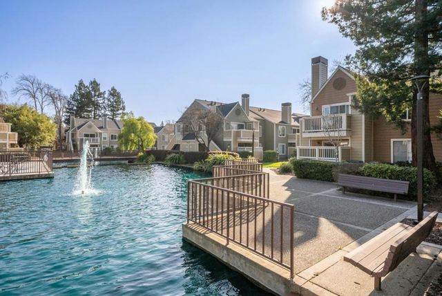 115 Reflections Drive 22, San Ramon, CA 94583