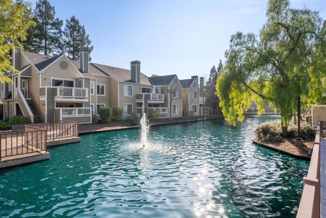 115 Reflections Drive 22, San Ramon, CA 94583