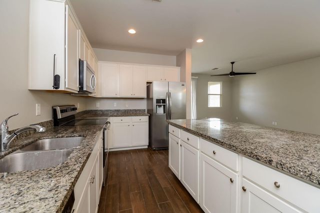 23118 N 178th Lane, Surprise, AZ 85387