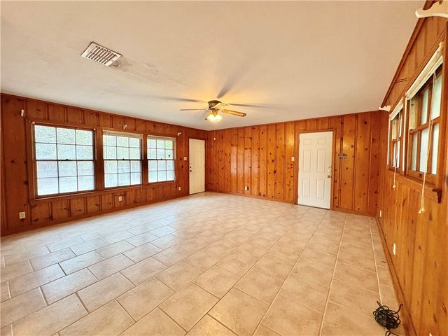 613 Brawner Pkwy, Corpus Christi, TX 78411