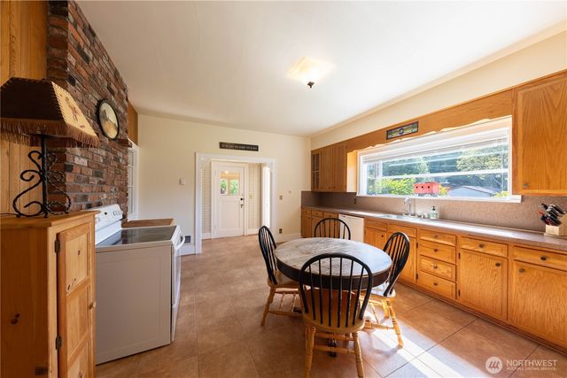 5902 268th Street NW, Stanwood, WA 98292