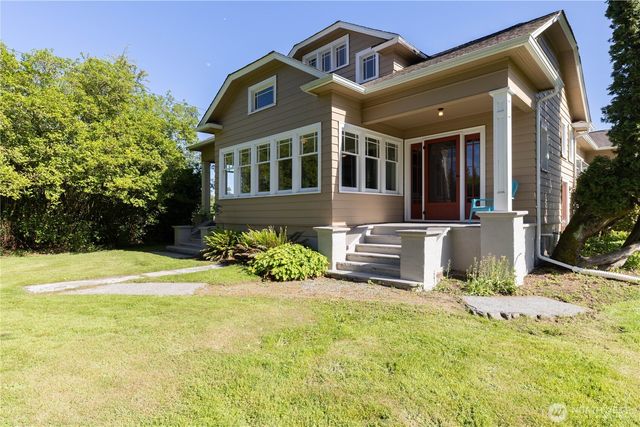 5902 268th Street NW, Stanwood, WA 98292