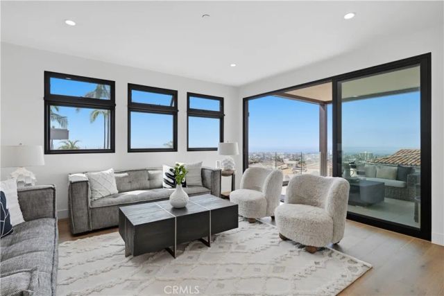 5108 Gordon Lane, San Diego, CA 92109