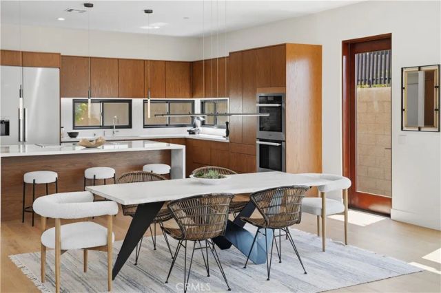 5108 Gordon Lane, San Diego, CA 92109