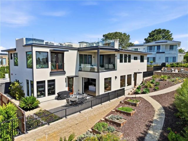 5108 Gordon Lane, San Diego, CA 92109