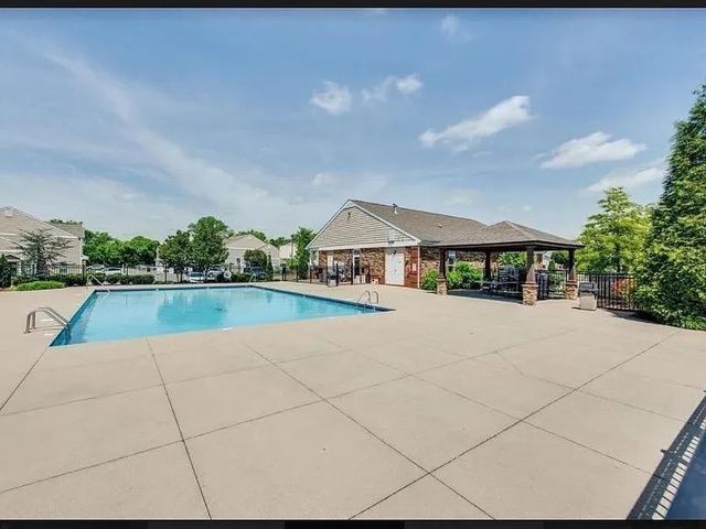 6006 Hillside Ln, Spring Hill, TN 37174