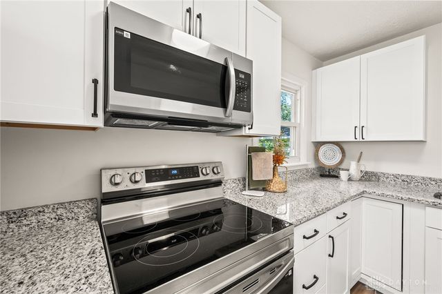 1661 Humphrey Avenue, Dayton, OH 45410