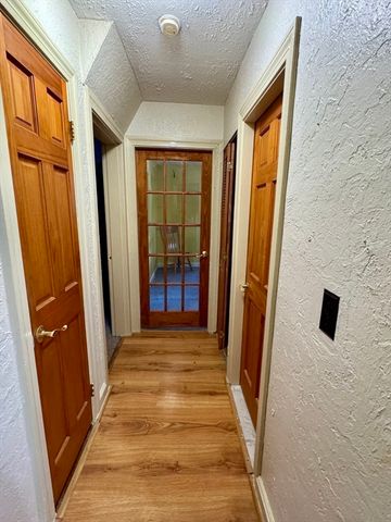 8 Ashland Street 8G, Worcester, MA 01609