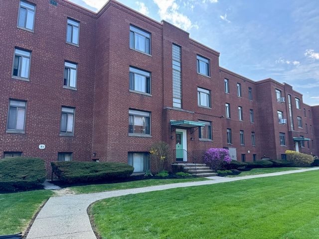 8 Ashland Street 8G, Worcester, MA 01609