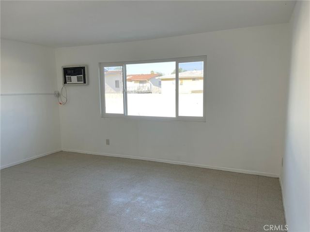 8800 Cedros Avenue 111, Panorama City, CA 91402