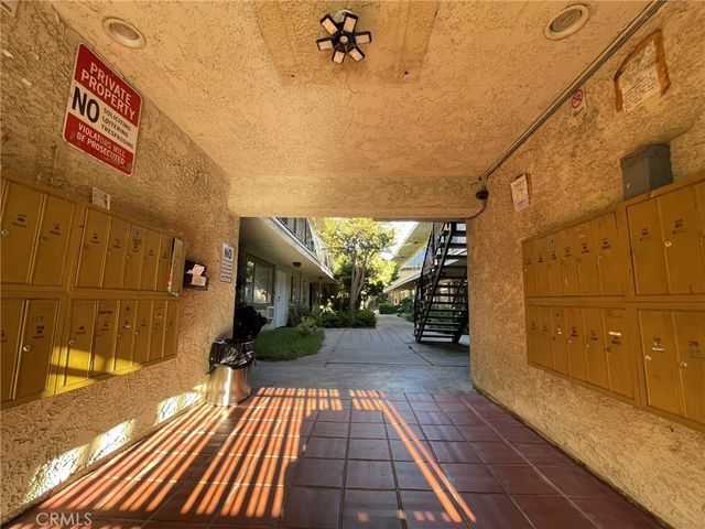 8800 Cedros Avenue 111, Panorama City, CA 91402