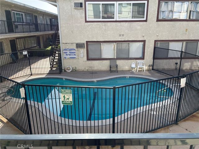 8800 Cedros Avenue 111, Panorama City, CA 91402