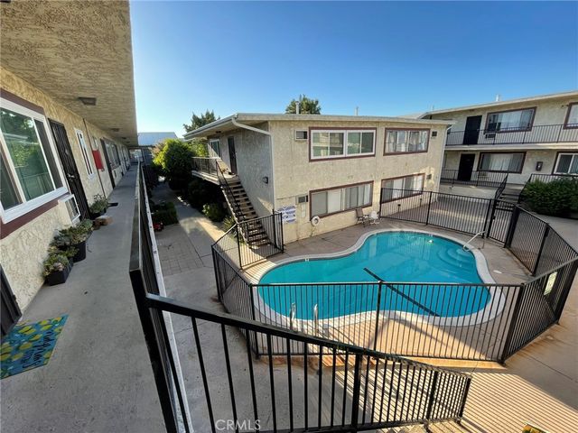 8800 Cedros Avenue 111, Panorama City, CA 91402
