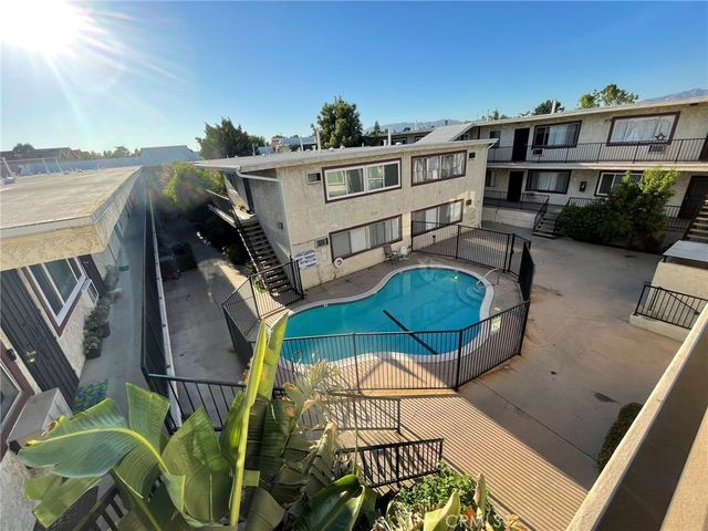 8800 Cedros Avenue 111, Panorama City, CA 91402