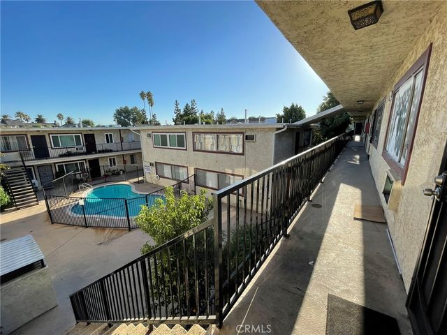 8800 Cedros Avenue 111, Panorama City, CA 91402