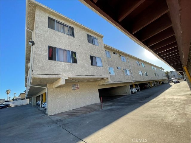 8800 Cedros Avenue 111, Panorama City, CA 91402
