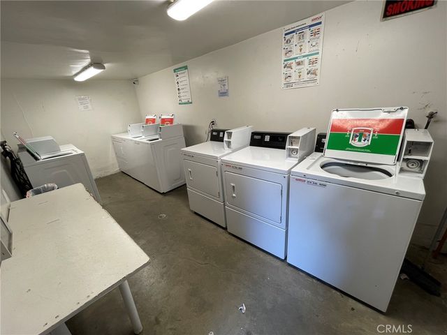 8800 Cedros Avenue 111, Panorama City, CA 91402