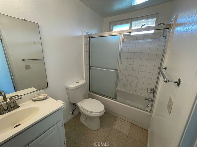 8800 Cedros Avenue 111, Panorama City, CA 91402