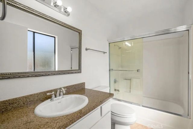 832 Chelsea Court, Simi Valley, CA 93065