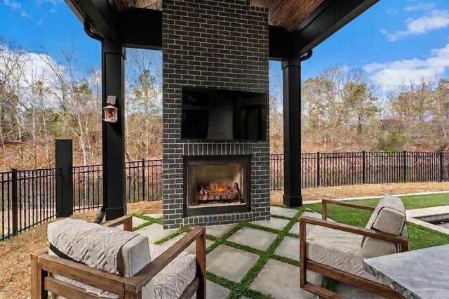 1048 Johnston Dr., Myrtle Beach, SC 29588