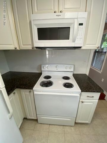 4565 ROYAL Avenue, Jacksonville, FL 32205