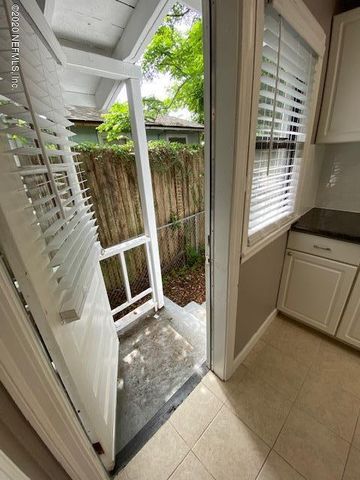 4565 ROYAL Avenue, Jacksonville, FL 32205