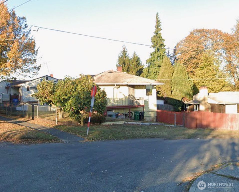 7718 Beacon Avenue S, Seattle, WA 98118