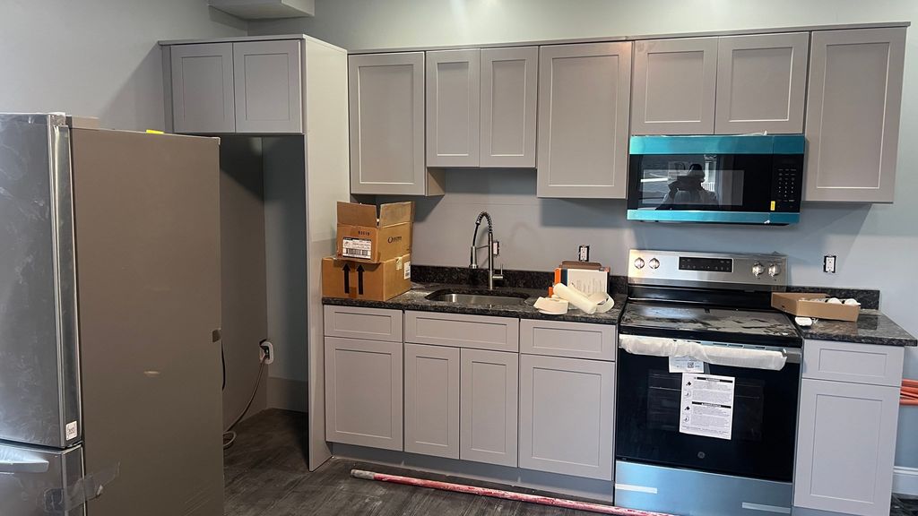 12 Benefit St 4, Worcester, MA 01610
