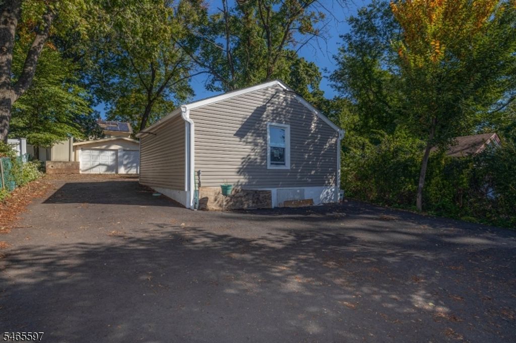 75 Hillside Ave, Hillside Twp., NJ 07205 — photo 5