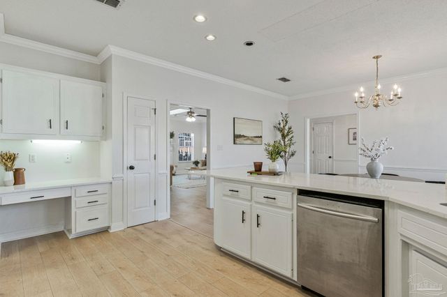 1411 Colwyn Dr, Cantonment, FL 32533