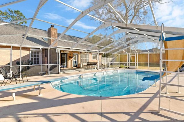 1411 Colwyn Dr, Cantonment, FL 32533