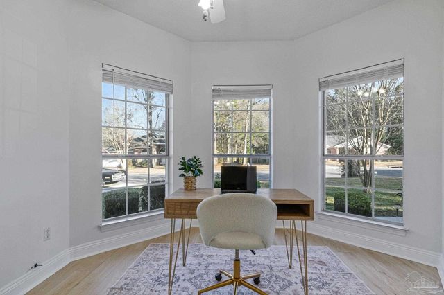 1411 Colwyn Dr, Cantonment, FL 32533