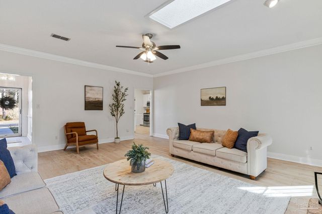 1411 Colwyn Dr, Cantonment, FL 32533