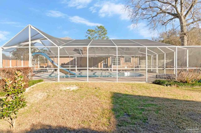 1411 Colwyn Dr, Cantonment, FL 32533