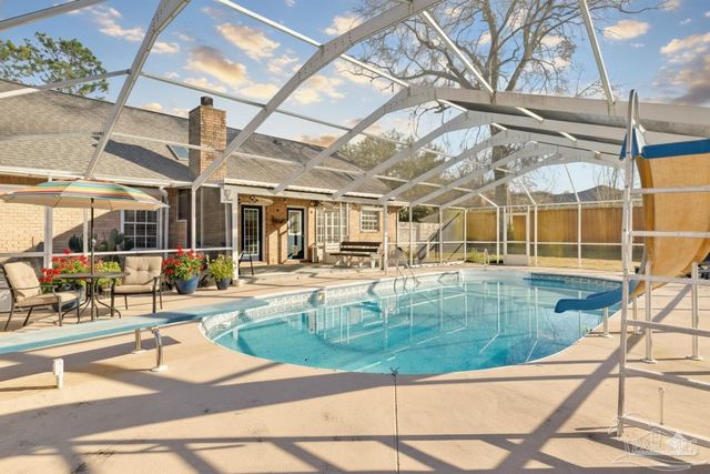 1411 Colwyn Dr, Cantonment, FL 32533