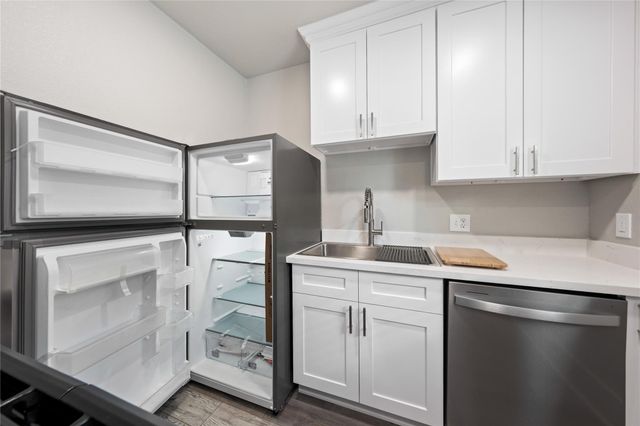 211 N Milby Street 4, Houston, TX 77003