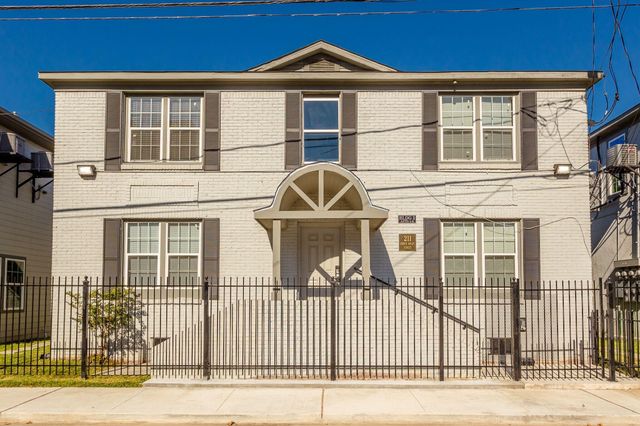 211 N Milby Street 4, Houston, TX 77003