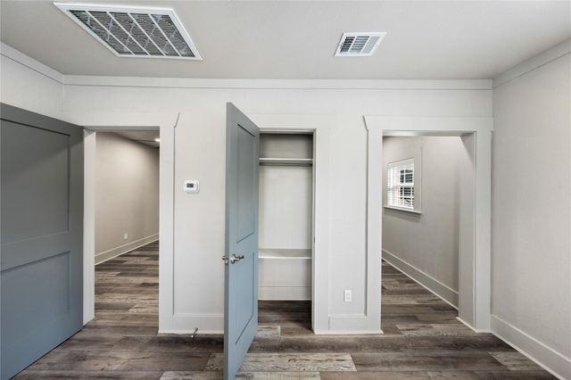 211 N Milby Street 4, Houston, TX 77003