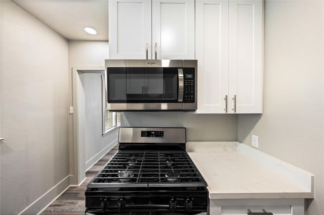 211 N Milby Street 4, Houston, TX 77003