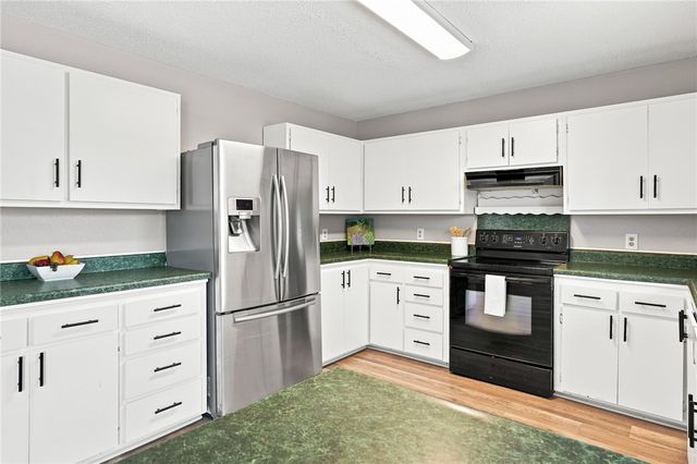 1001 Starlite Dr, Portland, TX 78374