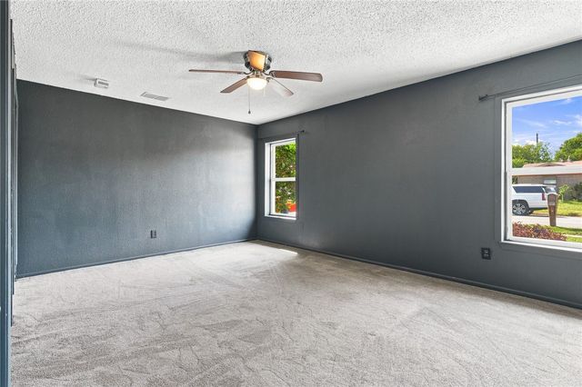 1001 Starlite Dr, Portland, TX 78374