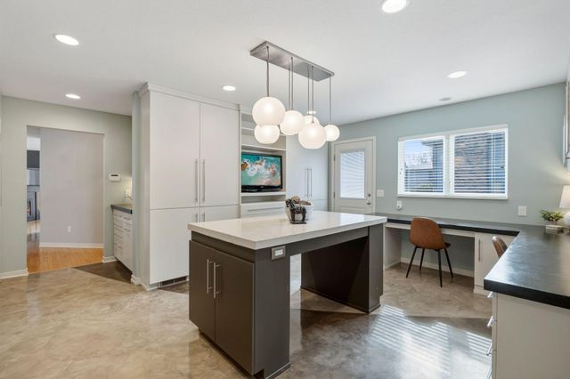 1309 Aspen Drive, Burnsville, MN 55337